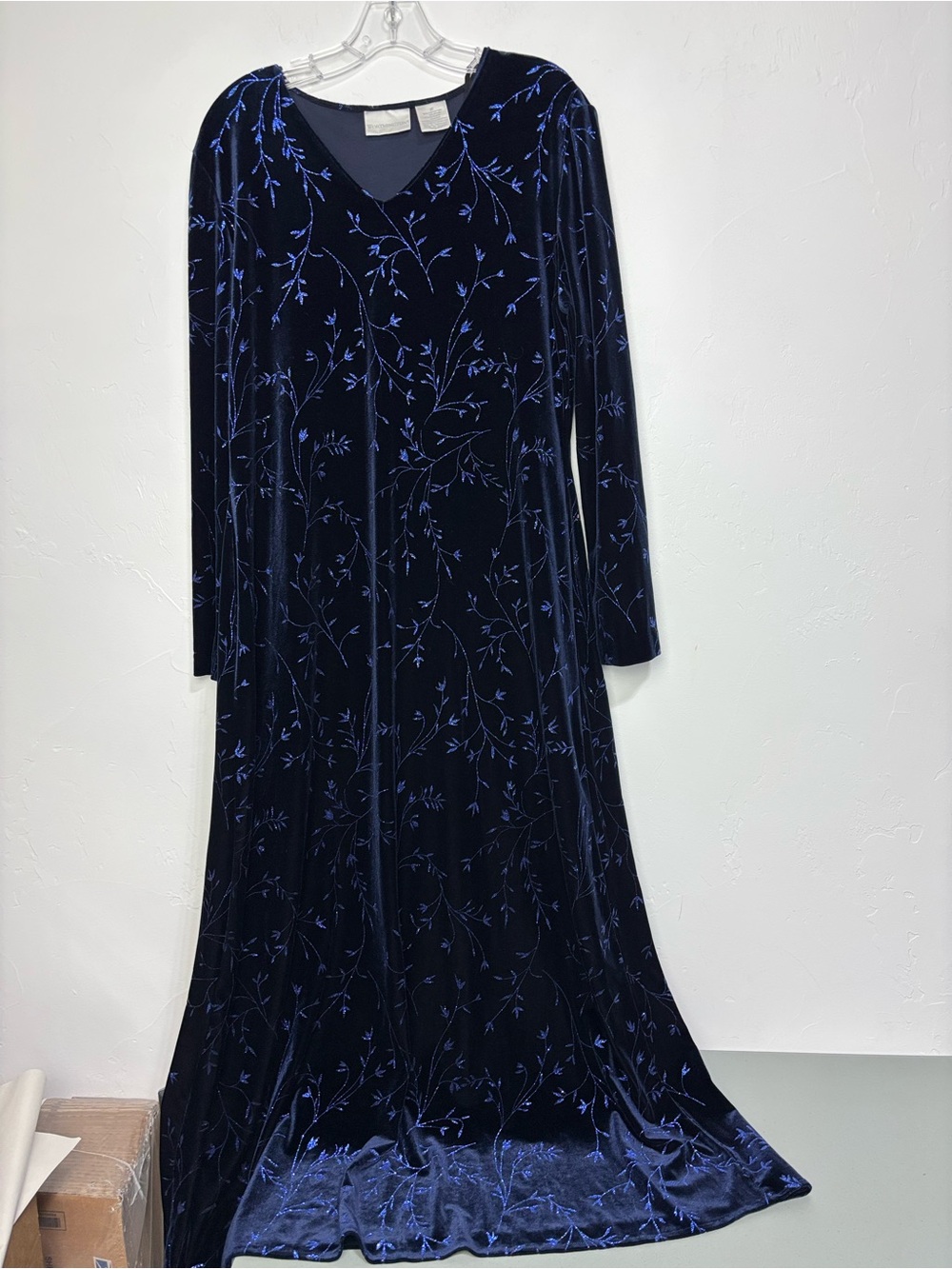 Worthington Women's 16 Blue Velvet Burnout Floral V-Neck Long Sleeve Maxi Dress